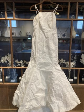 結婚式で着用　美濃和紙で作った落水紙のドレス　ベールも美濃和紙で | 商品紹介