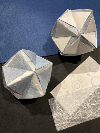 水色立体ユニット折り紙